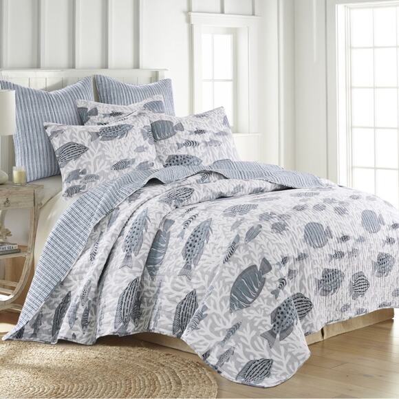 Levtex Blue and Gray Fish Quilt Set Twin NEW - Picture 6 of 7